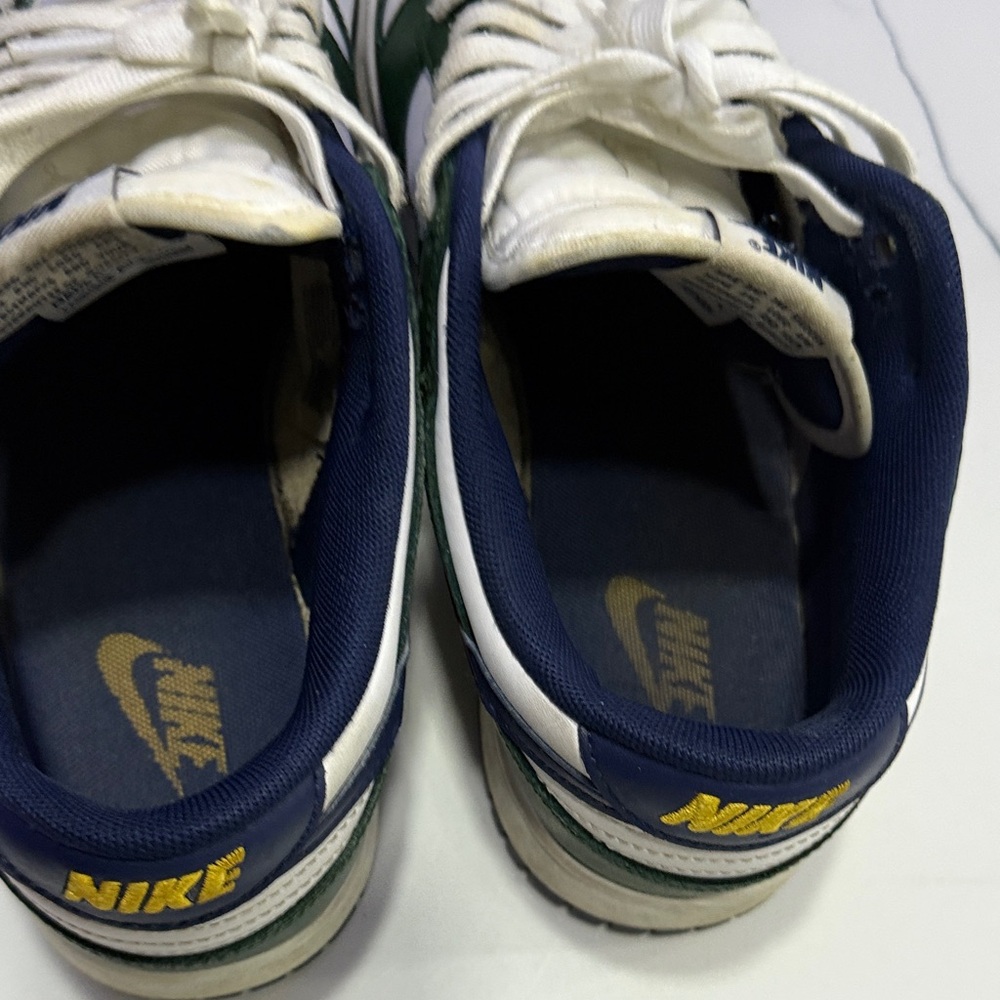 Nike Green and Navy Sneakers - Picture 6 of 10